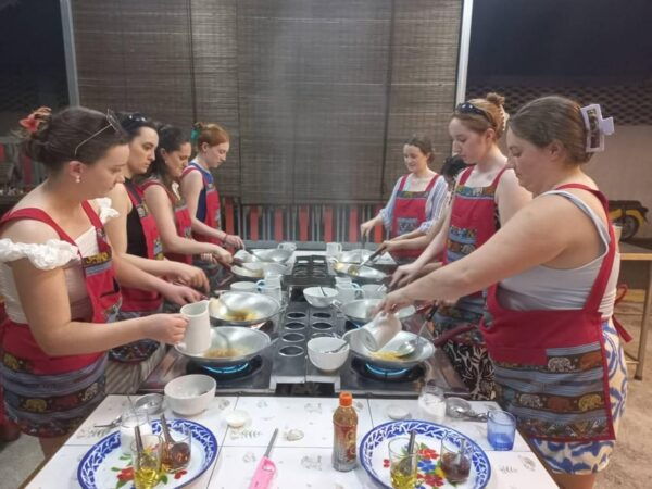 Chiang Mai : Small Group Thai Cooking Class With Market Tour - Important Information