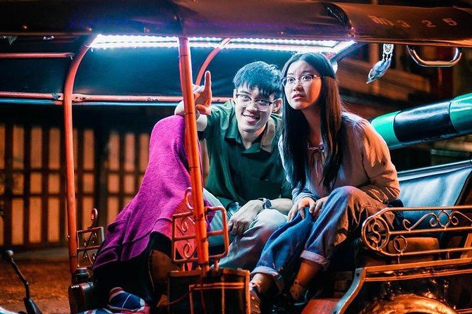 Chiang Mai Small Group Tuk Tuk Experience Under the Moonlight - Immersion in Local Culture and Traditions