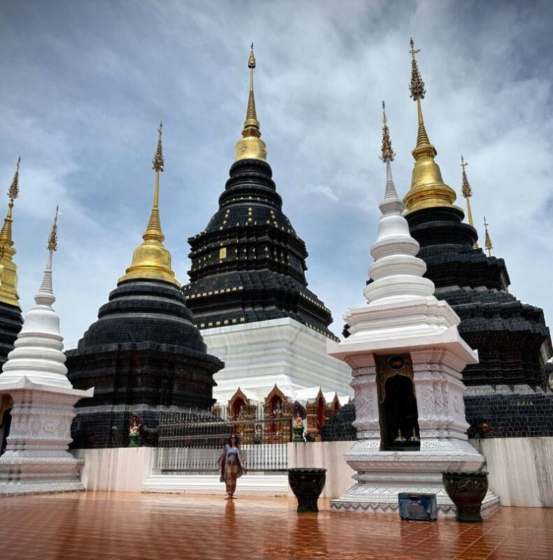 Chiang Mai Sticky Waterfall & 12 Zodiac Temple Guided Tour - Water shoes, dry bags, and safer footing
