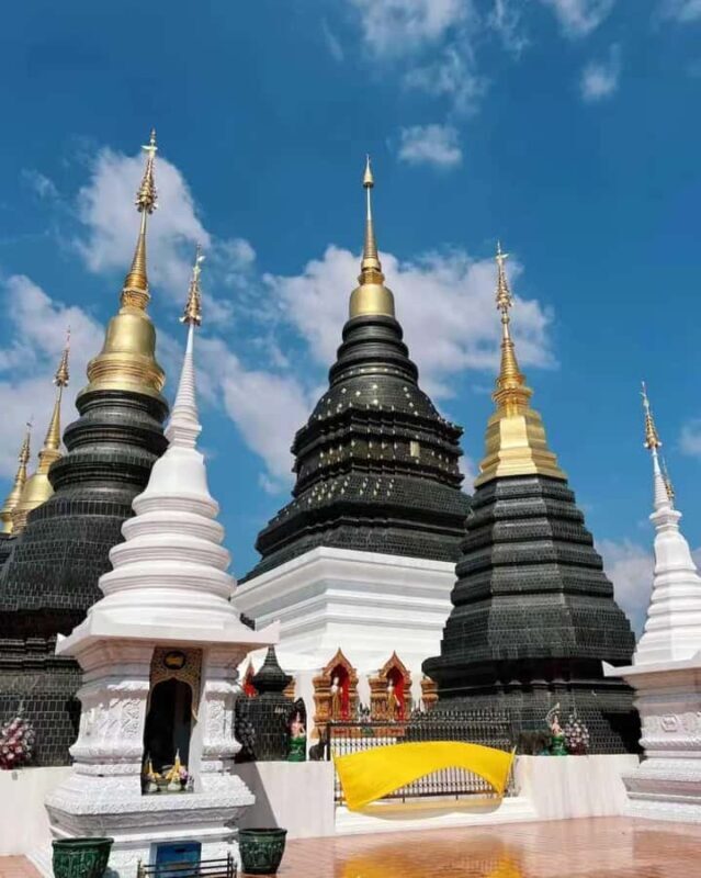 Chiang Mai: Sticky Waterfall and Blue Temple Tour - Exploring the Tour in Detail