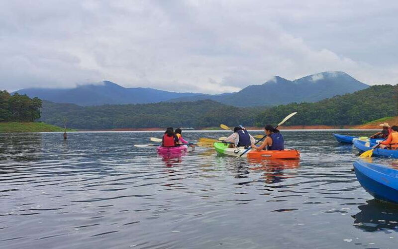 Chiang Mai: Sticky Waterfall, Lake Kayak and Cycling Tour - Bua Thong Sticky Waterfalls