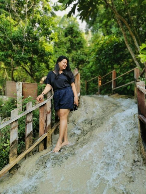 Chiang Mai: Sticky Waterfall Scenic Loop Unseen Lake &Temple - Temple Visits