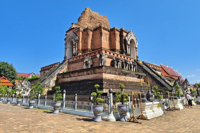 Chiang Mai Temples Visit Walking Tour with Ex-Monk Guide Part 1 - Final Words