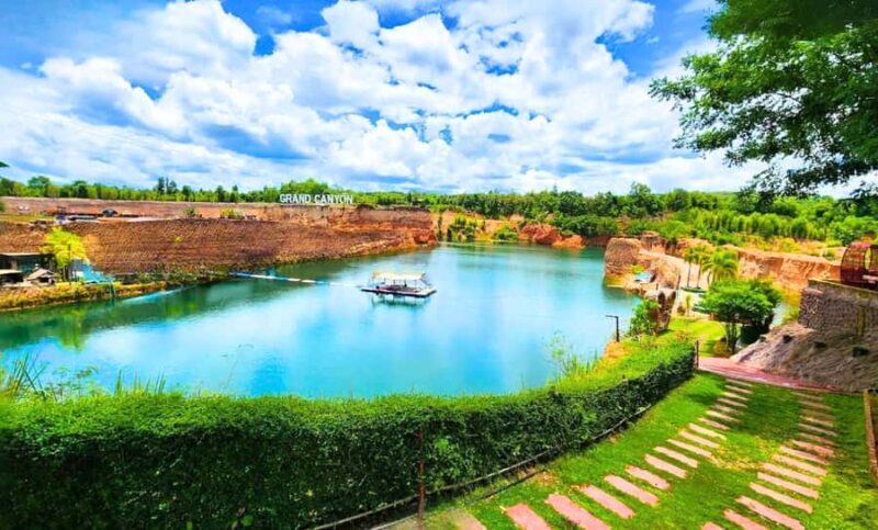 Chiang Mai: Thai Cooking Class at Grand Canyon & Market Tour - Introduction