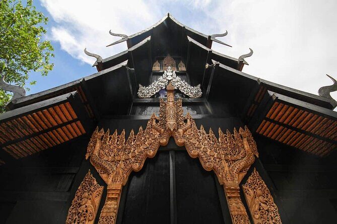 Chiang Mai White and Blue Temple Black Museum and Golden Triangle - FAQs