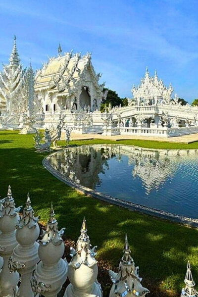 Chiang Mai: White, Blue & Big Buddha Temples in Chiang Rai - Exploring Chiang Rai Beyond Temples