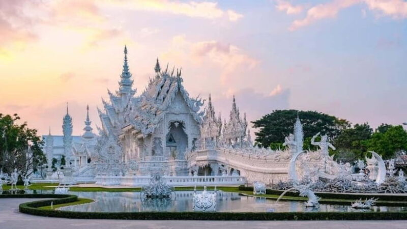 Chiang Mai: White & Blue Temples, Black House & Hill Tribes - Who Would Love This Tour?