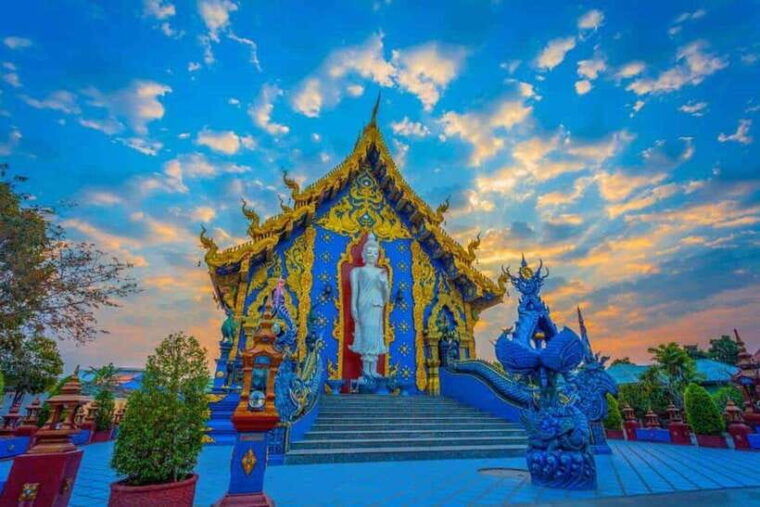 Chiang Mai: White Temple, Golden Triangle & Boat Tour - Exploring the Golden Triangle