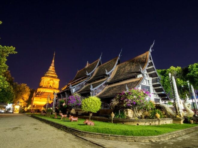Chiang Mai's Highlights: Sightseeing Night Bike Tour - Inclusions and Important Information