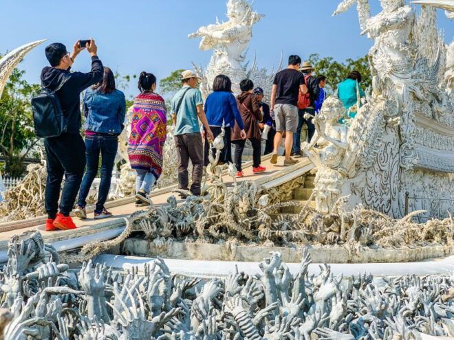 Chiang Rai: 2-Day Private White Temple & Golden Triangle - Experience the Golden Triangle