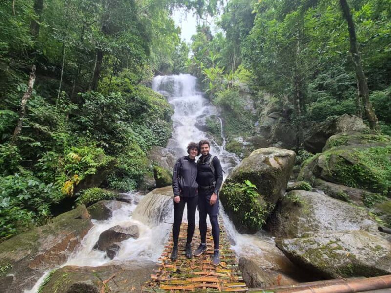 Chiang Rai: 2 Waterfalls and Wat Huay Pla Kang Day Trip - Discovering Chiang Rai’s Waterfalls and Temples