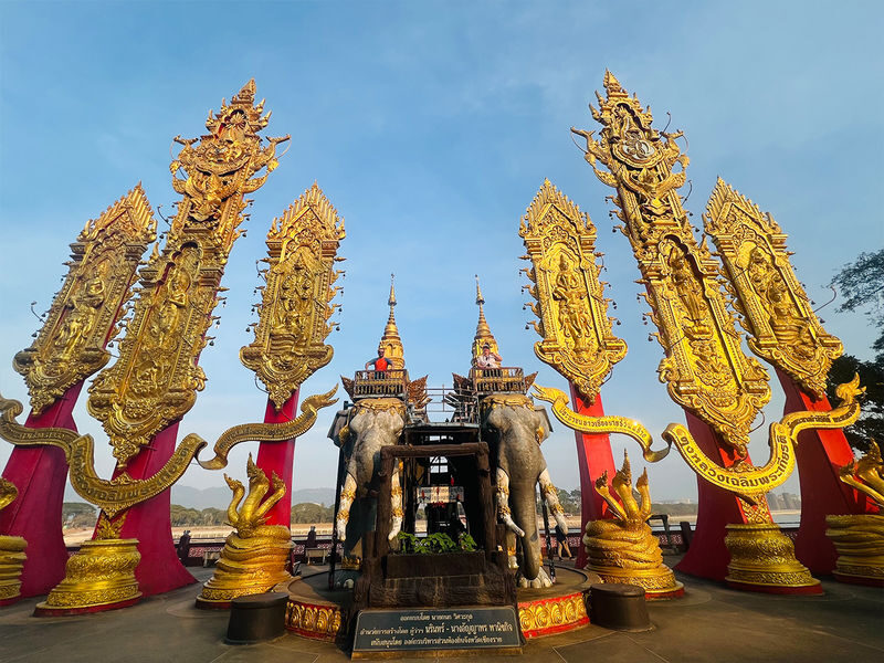 Chiang Rai 7 Top Spots Full-Day Historical Tour - Tea plantation: make the most of your pause