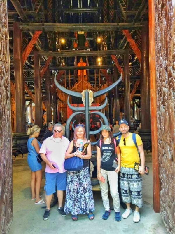 Chiang Rai Customizable Guided Tour - Full Day - Eight hours, a private vehicle and the real cost