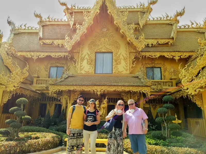Chiang Rai Customizable Guided Tour - Full Day - Getting ready for temple stops