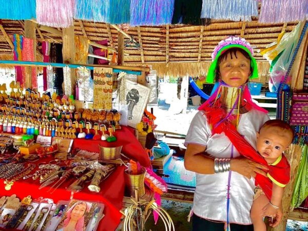 Chiang Rai: Discover 7 Must-See Spots & Lunch Included - Golden Triangle & House of Opium