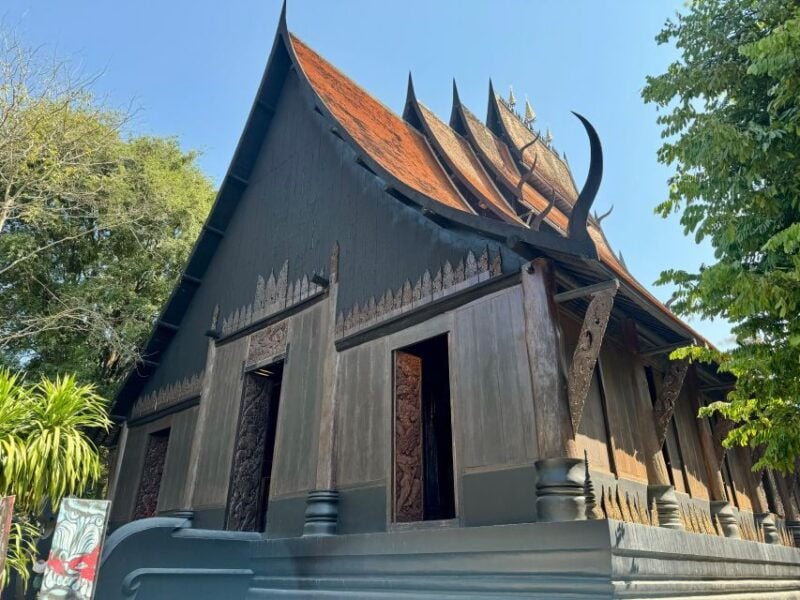 Chiang Rai: Explore Top 7 Attractions + FREE Lunch Buffet - Itinerary Highlights