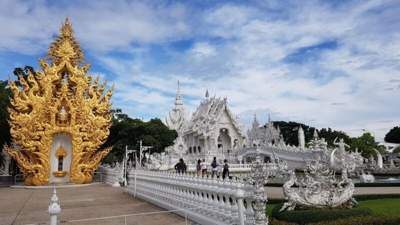 Chiang Rai: Guided Full-Day Highlights Tour With Thai Lunch - Itinerary Highlights