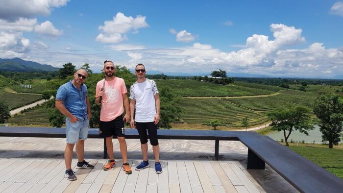Chiang Rai: Guided Full-Day Highlights Tour With Thai Lunch - Savoring the Thai Lunch