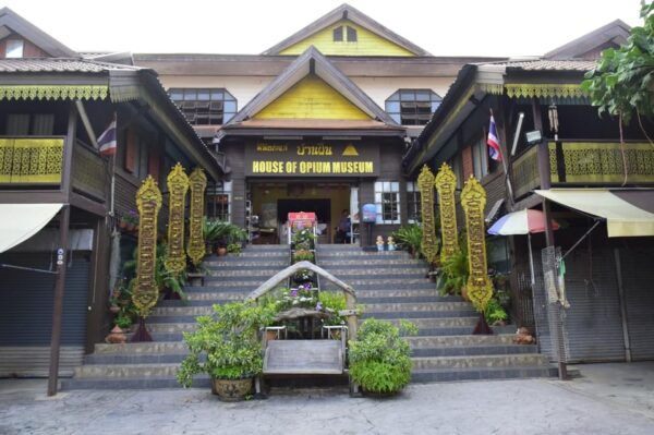 Chiang Rai Guide|Visit Popular Place + Boat to Laos (Group) - Questions You May Have
