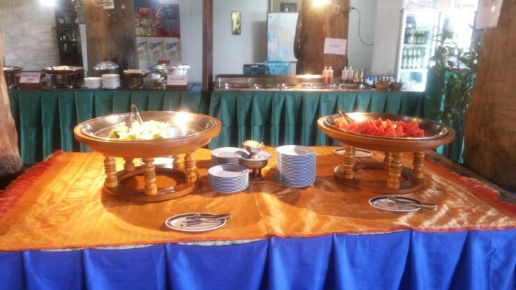 Chiang Rai Highlights In One Day Included Thai Lunch - White Temple Marvel