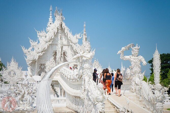 Chiang Rai Temples Day Trip from Chiang Mai - A Complete Guide to the Chiang Rai Temples Day Trip from Chiang Mai