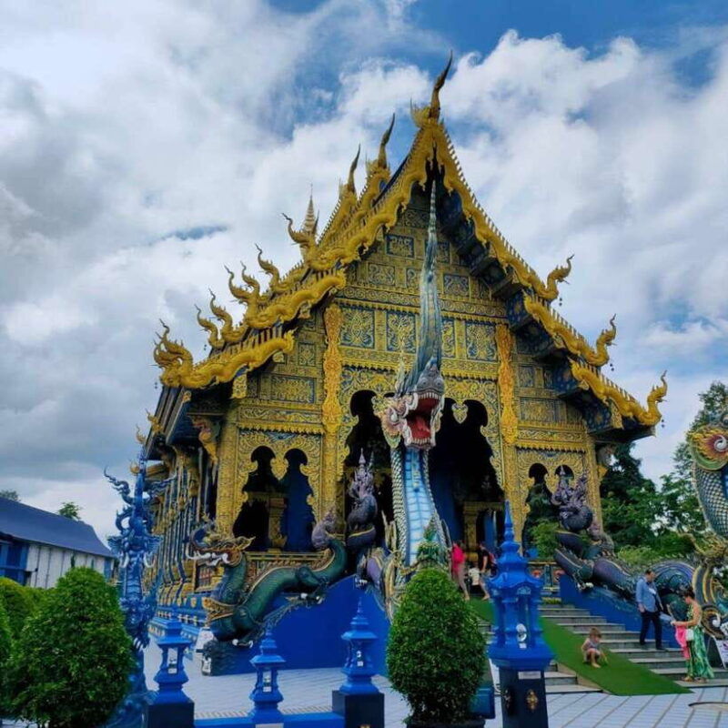 Chiang Rai: Temples Trip With Sang Kaew and Lalitta Cafe - Itinerary and Highlights