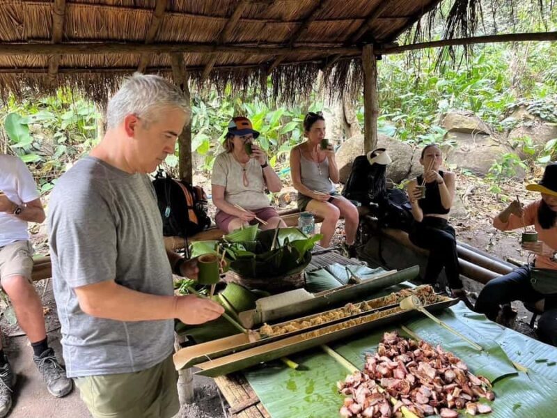 Chiang Rai: Temples, Waterfall, & Hot Springs Tour - Exploring Chiang Rai’s Temples: The Highlights of the Day