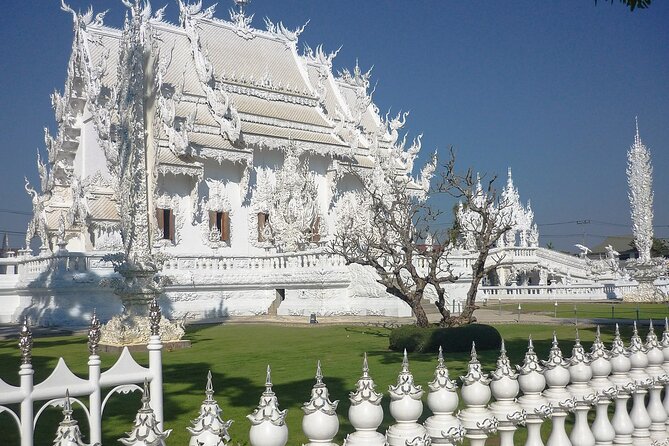 Chiang Rai Tour: Hot Spring,White Temple, Golden Triangle, Yao - Hot Spring Experience