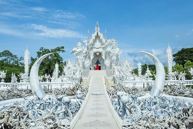Chiang Rai Tour: Hot Spring,White Temple, Golden Triangle, Yao - Discovering the Golden Triangle