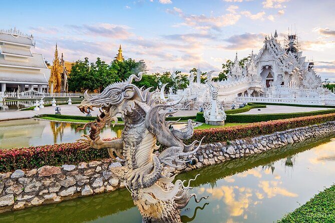 Chiang Rai White and Blue Temples with Lalitta Cafe - Who Is This Tour Best For?