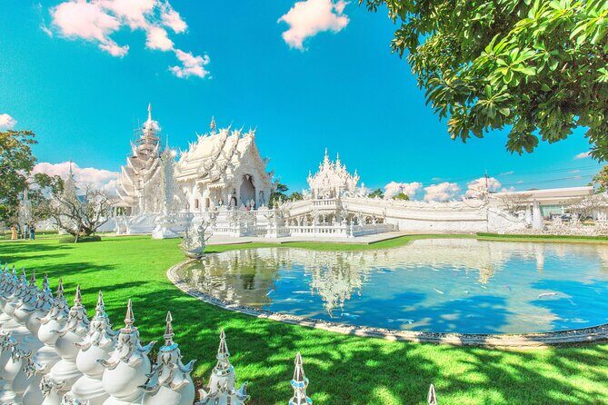 Chiang Rai White and Blue Temples with Lalitta Cafe - The Itinerary in Detail