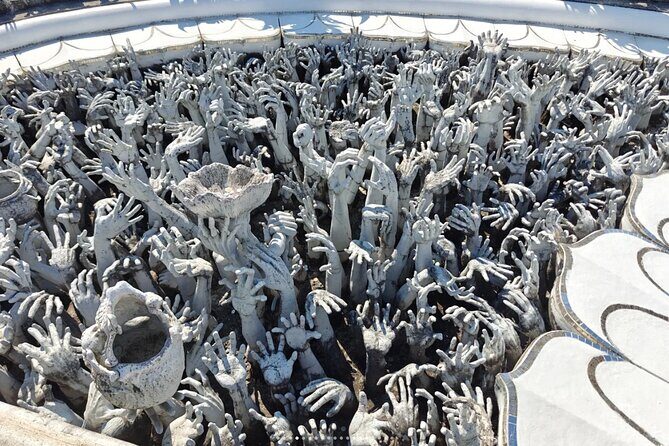 Chiang Rai White Blue and Black Temples Day Tour from Chiang Mai - Who Should Consider This Tour?