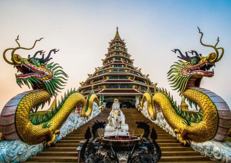 Chiang Rai: White, Blue, Red Temples, Long Neck Tour - Visiting the Mae Kachan Hot Spring