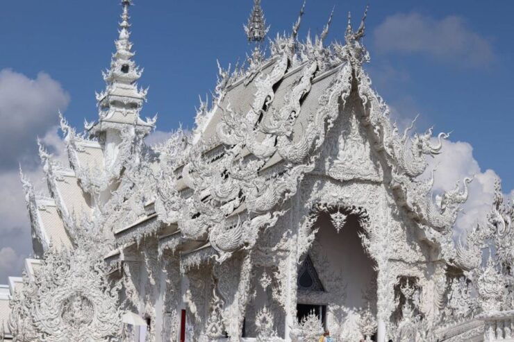 Chiang Rai White & Blue & Sang Kaew Phothiyan & Lalitta Cafe - Chiang Rai White Temple Visit