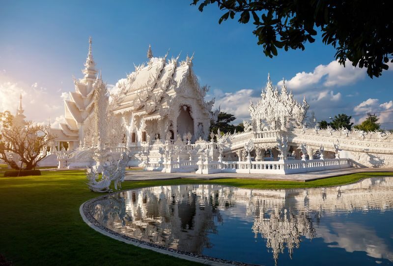 Chiang Rai White, Blue Temple, Black House Museum, Hot Spring Tour - The White Temple sets the tone