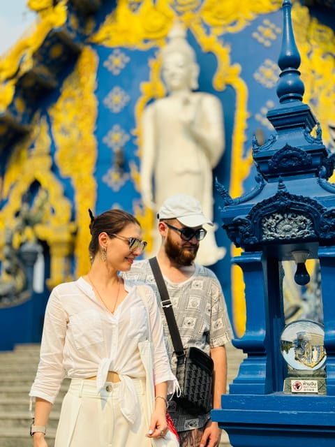 Chiang Rai : White & Blue Temples and Emerald Bhudda Story. - The Serenity of the Blue Temple