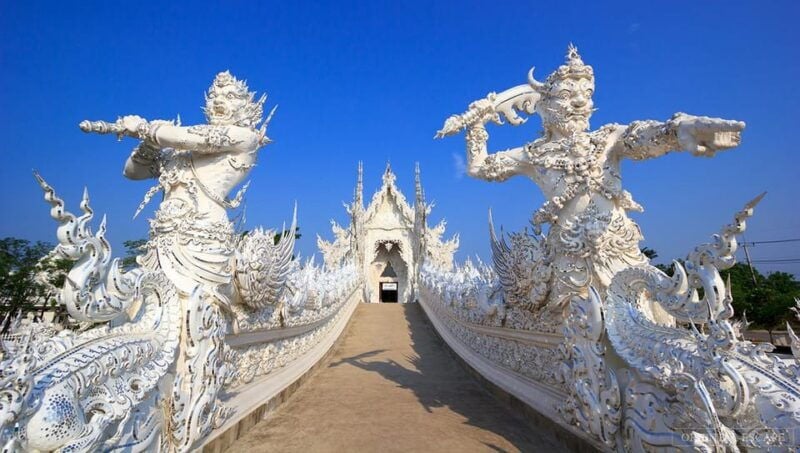 Chiang Rai: White & Blue Temples, Black House & Lunch, Guide - Itinerary Highlights
