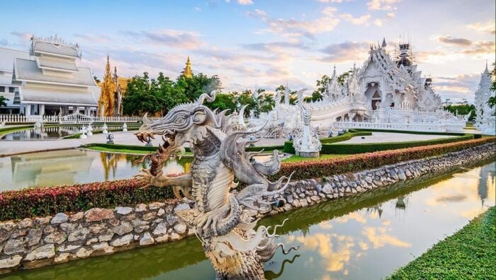 Chiang Rai: White & Blue Temples, Black House & Lunch, Guide - Important Information and Customer Reviews