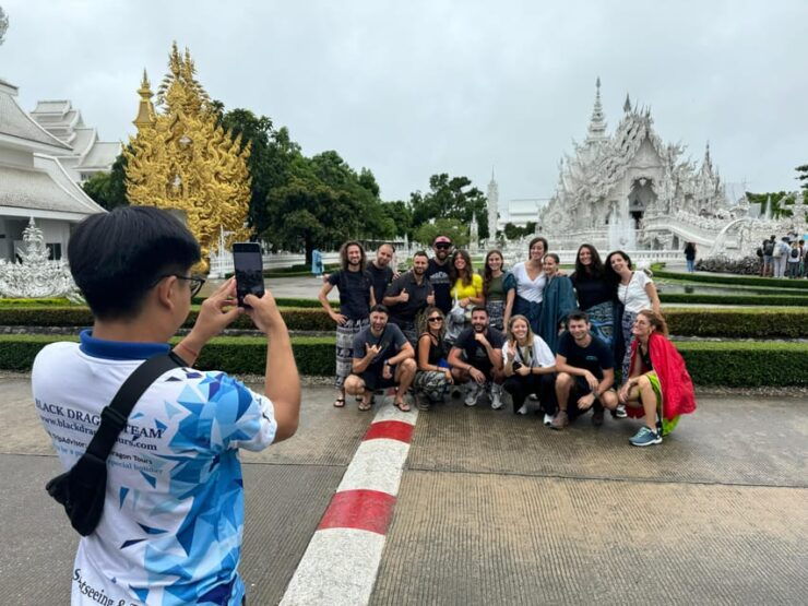 Chiang Rai: Wonderful Temples & Major Sites | Buffet Lunch - Key Points