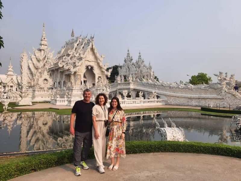 Chiang Rai:Guided Highlights attraction places private tour - The Experience of the Guides and Reviews
