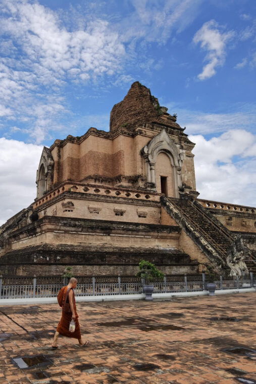 Chiangmai: Temple and City Tour Part 1 (Walking Tour) - Wat Pan Tao: Beautiful Murals of Buddhas Life