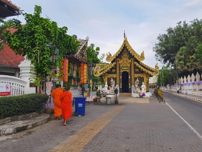 Chiangmai: Temple and City Tour Part 1 (Walking Tour) - Frequently Asked Questions