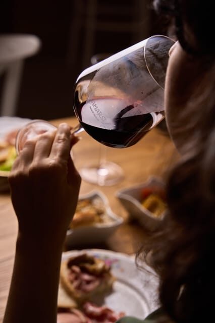 Chianni: wine and oil tasting with lunch or dinner - What Makes It Stand Out?