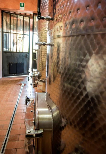 Chianti Classico Wines With Seasonal Farmers Dishes - Experience the Warm Atmosphere