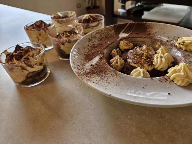 Chianti: Pizza and Tiramisù Class With Meal - Experience Highlights