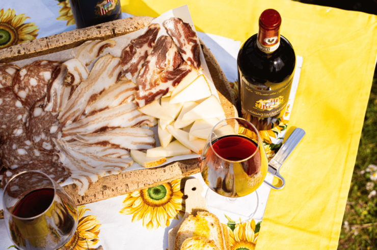 Chianti: Wine Tasting Paired With Local Delicacies - Expert-Led Chianti Tasting