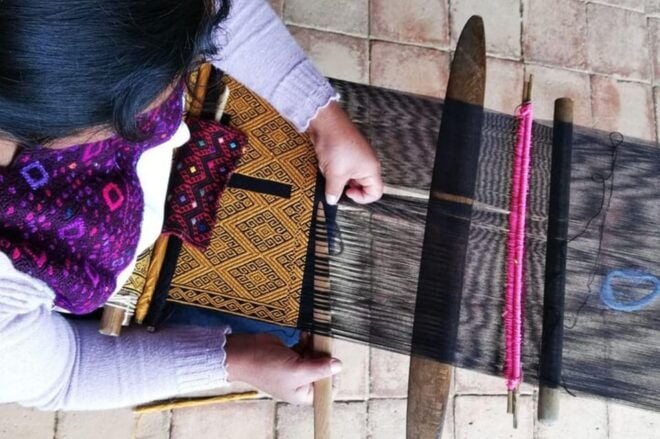 Chiapas: Textiles and Mysticism of the Chiapas Highlands - Community Interaction and Support