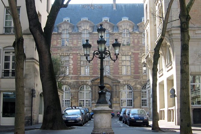 Chic and Classic: Saint-Germain-des-Prés Walking Tour - Additional Information