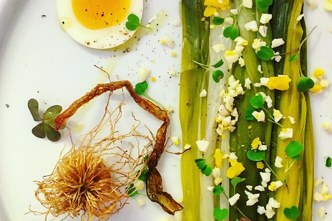 Chic Multi-Course Dinner at the Foot of Montmartre in Paris - Indulge in Seasonal French Cuisine