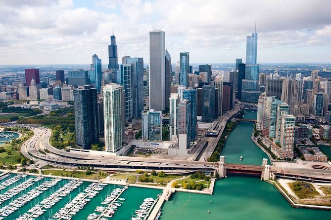 Chicago Airport Transfer: Chicago to OHare Airport ORD in Business Car - Service Provider Information